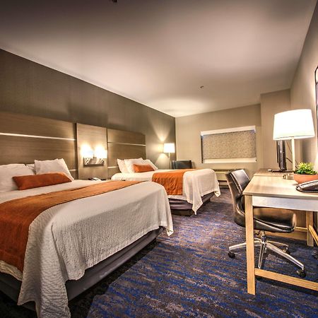 Best Western Plus Media Center Inn & Suites Burbank Esterno foto