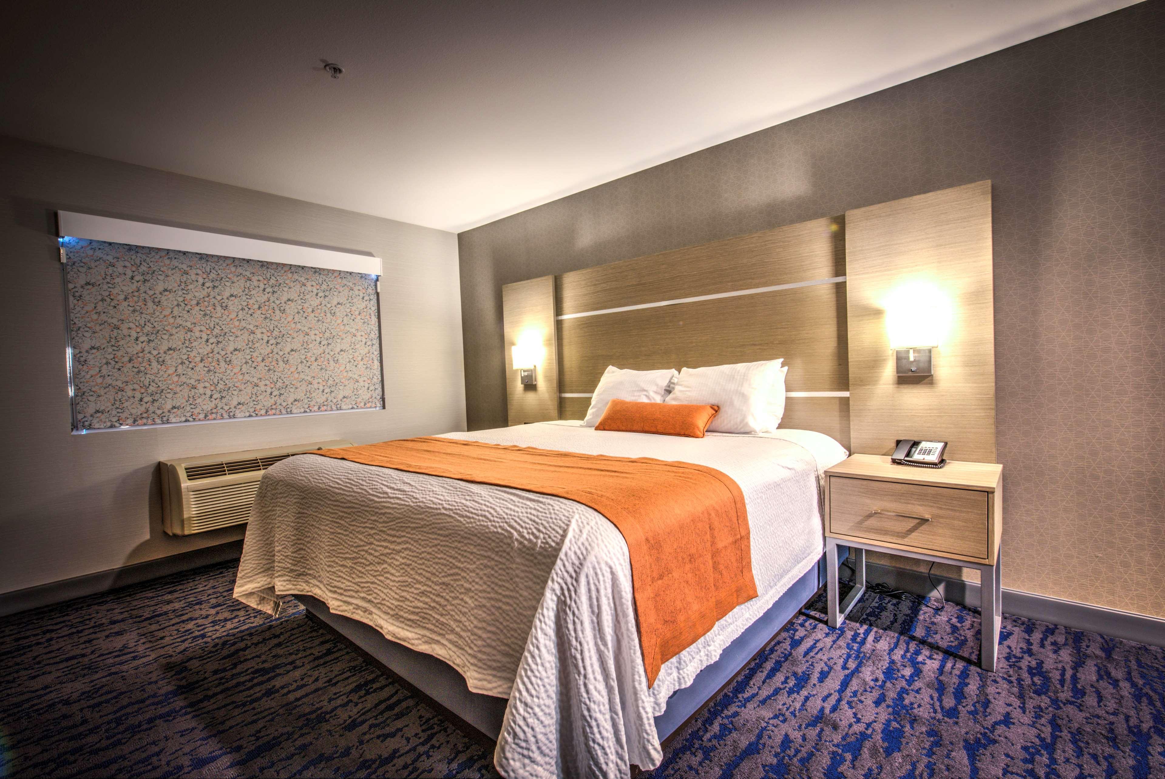 Best Western Plus Media Center Inn & Suites Burbank Esterno foto