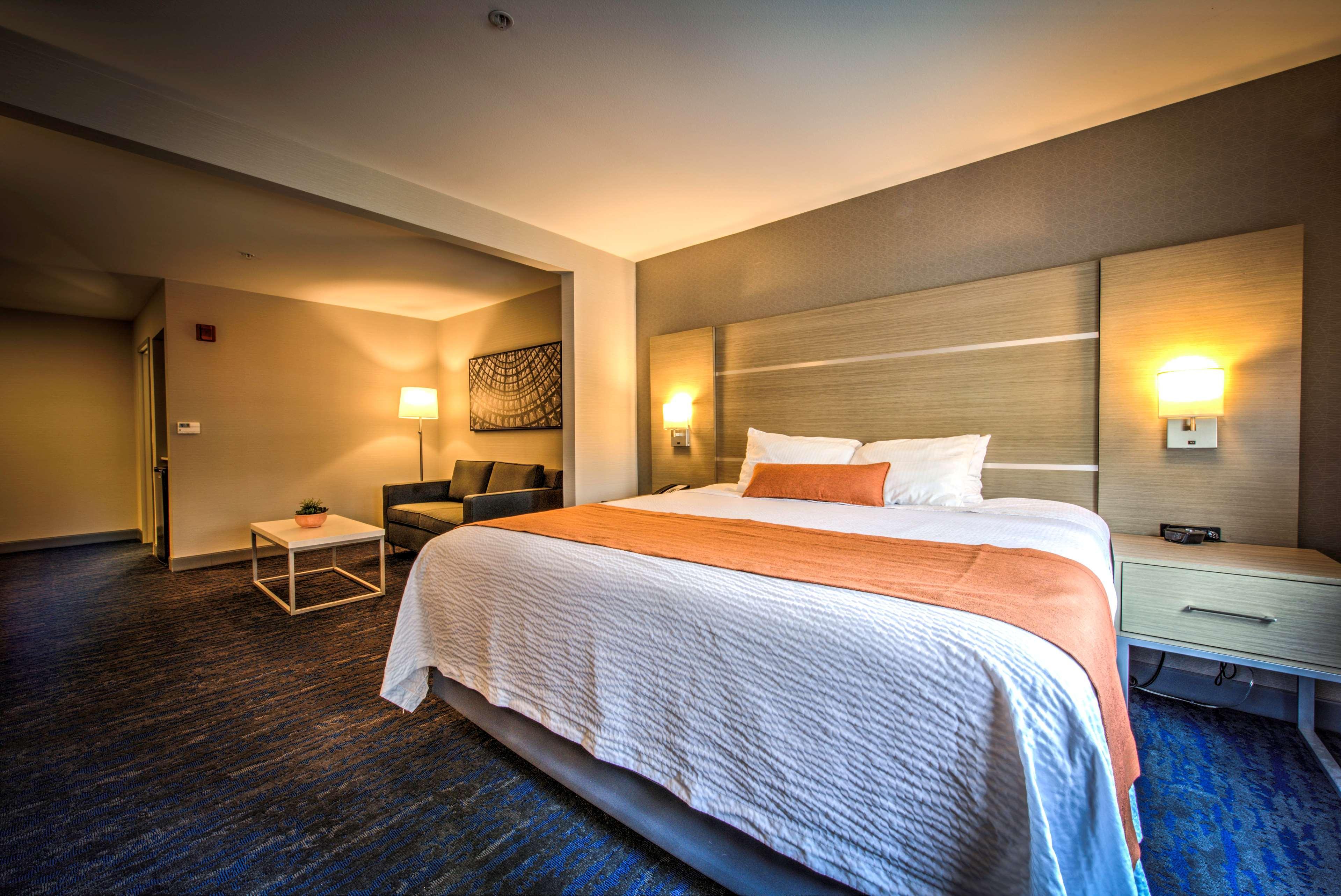 Best Western Plus Media Center Inn & Suites Burbank Esterno foto