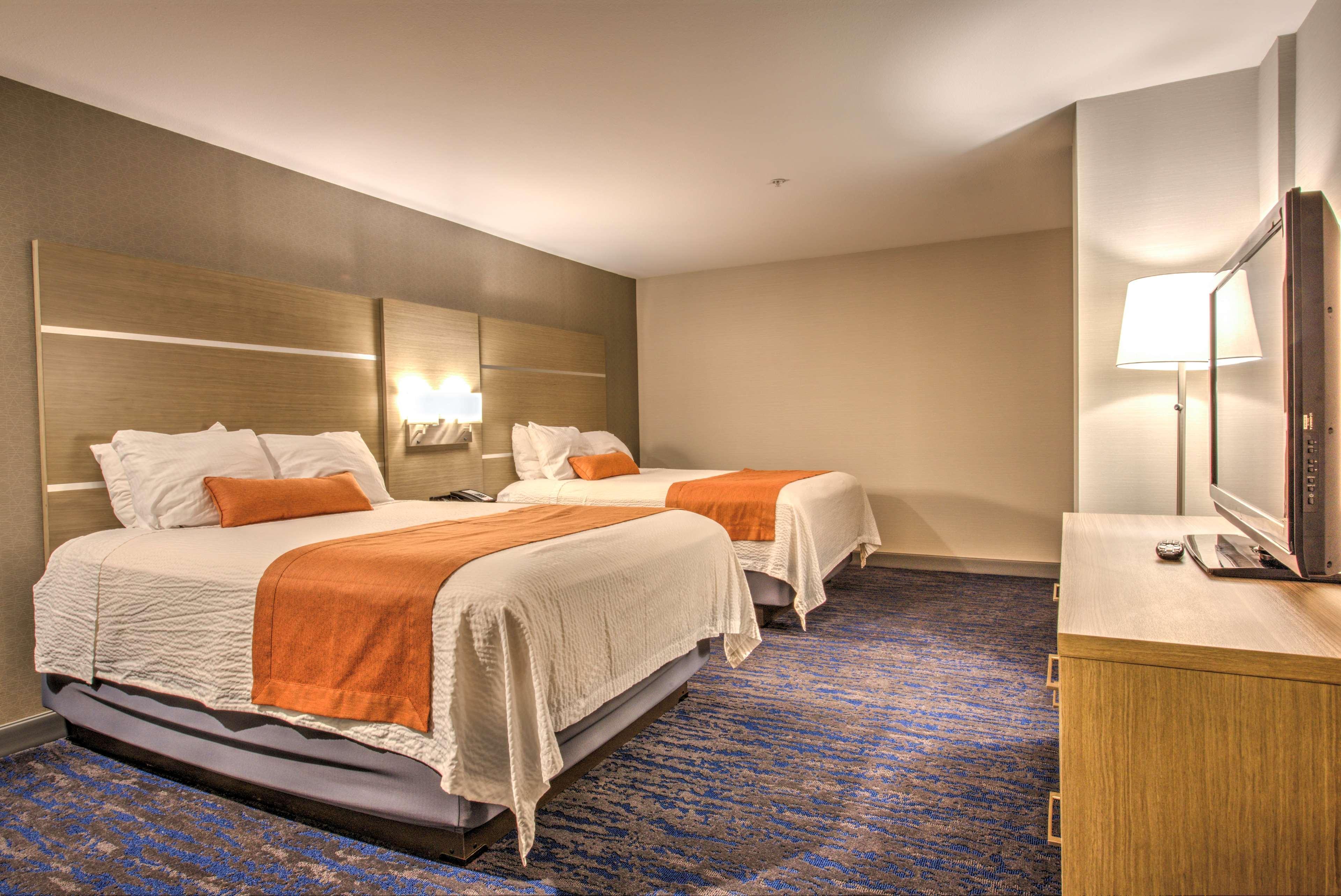 Best Western Plus Media Center Inn & Suites Burbank Esterno foto