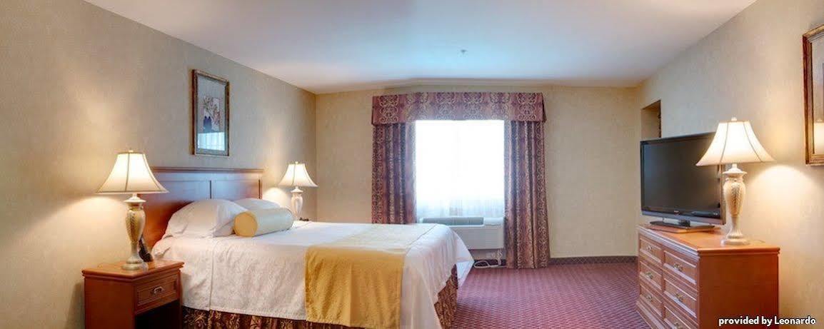 Best Western Plus Media Center Inn & Suites Burbank Esterno foto